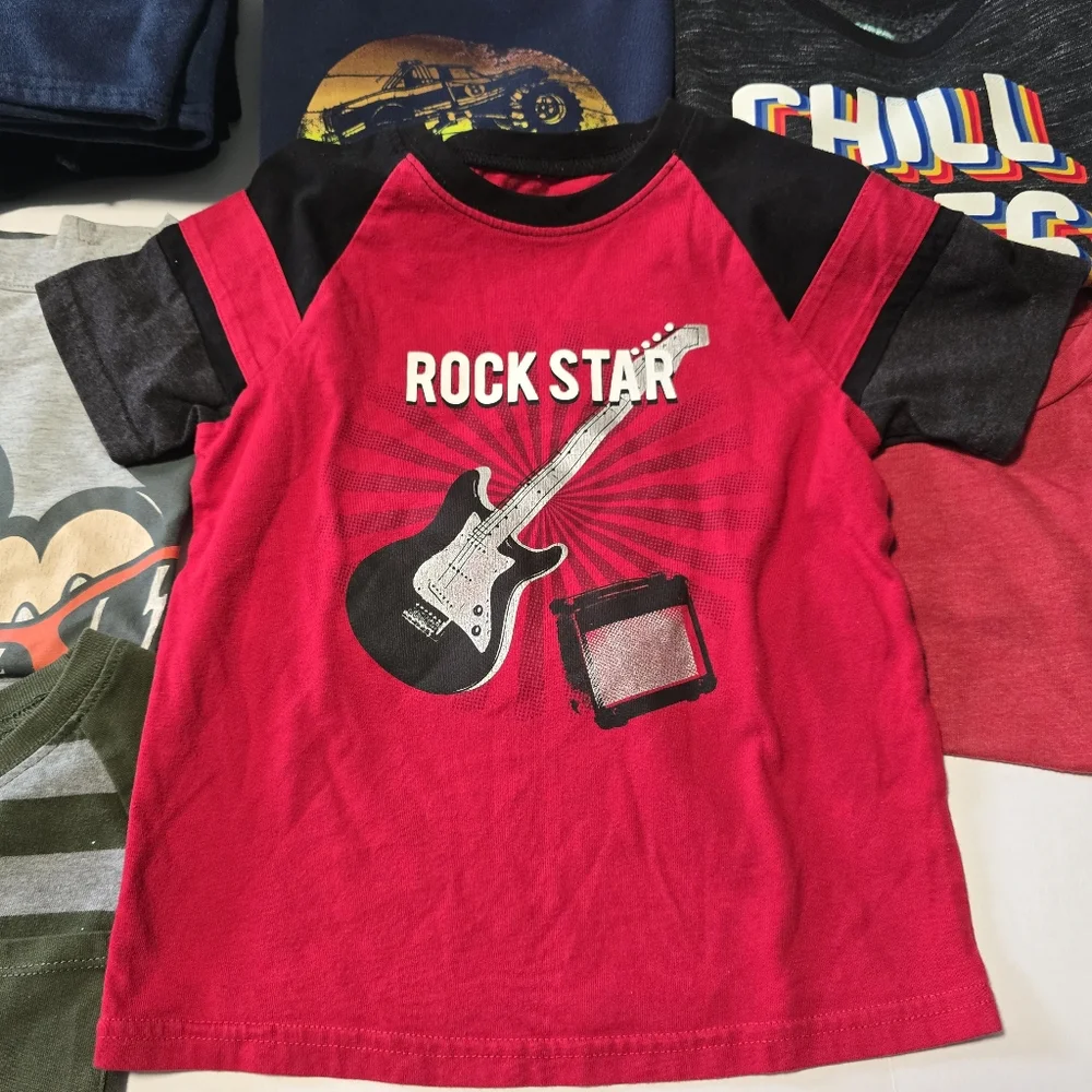 Boys 5T Graphic Tops Assorted Brand Bundle - 13 Items - Picture 3 of 16